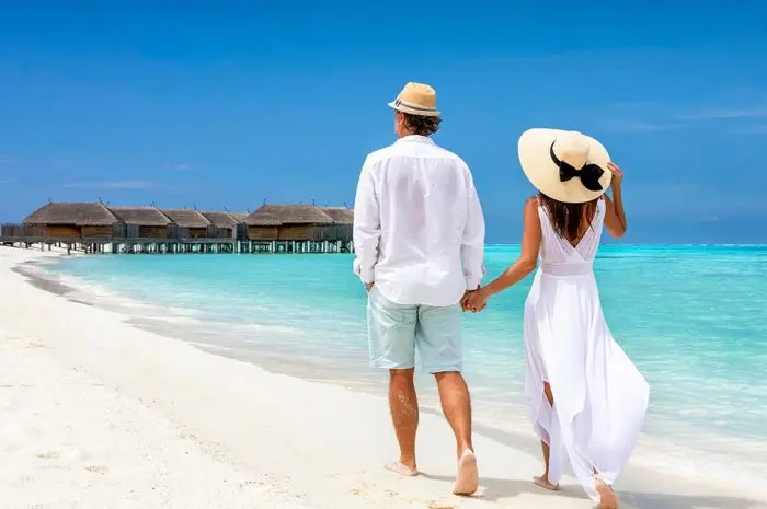Tips to Save Money on Your Honeymoon